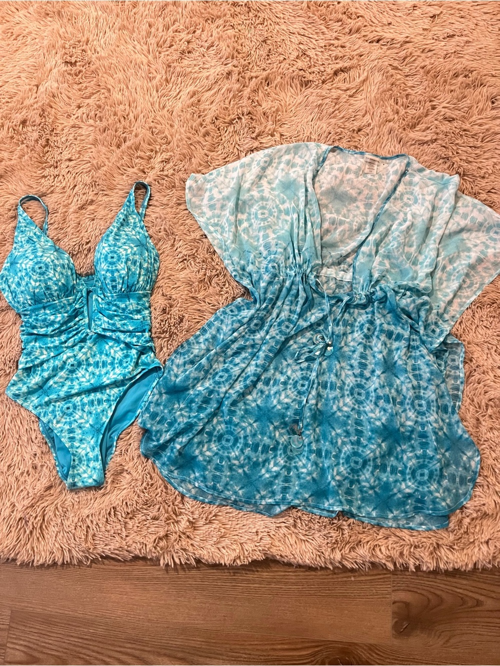 Bleu Rod Beattie Aqua Tie-Dye One-Piece Swimsuit with Sheer Cover-Up M/10